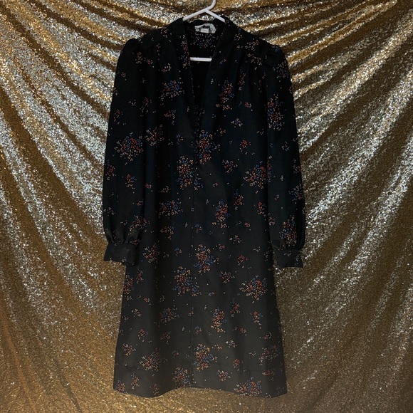 Elegant Black Floral Dress - Picture 1 of 2
